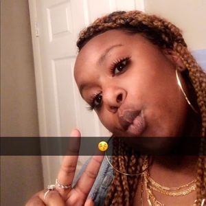 Meet your Posher, Jasmine